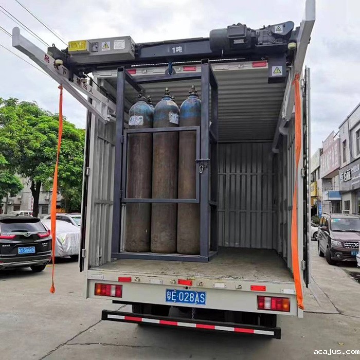 车载吊机石化行业应用